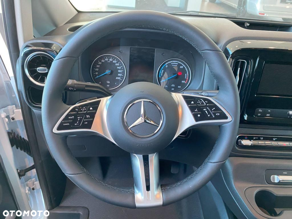 Mercedes-Benz eVito - 12