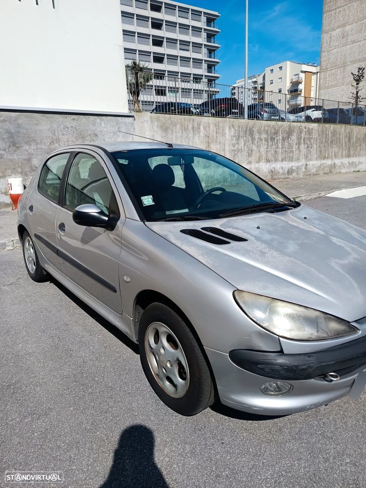 Peugeot 206 1.1 Color Line - 2
