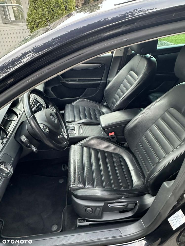 Volkswagen Passat 2.0 TDI 4Motion DSG BlueMotion Tech R-Line - 15