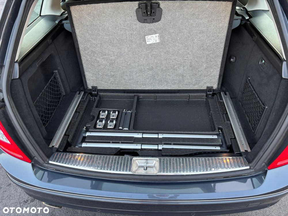 Mercedes-Benz Klasa C 200 CGI Automatik BlueEFFICIENCY Avantgarde - 11