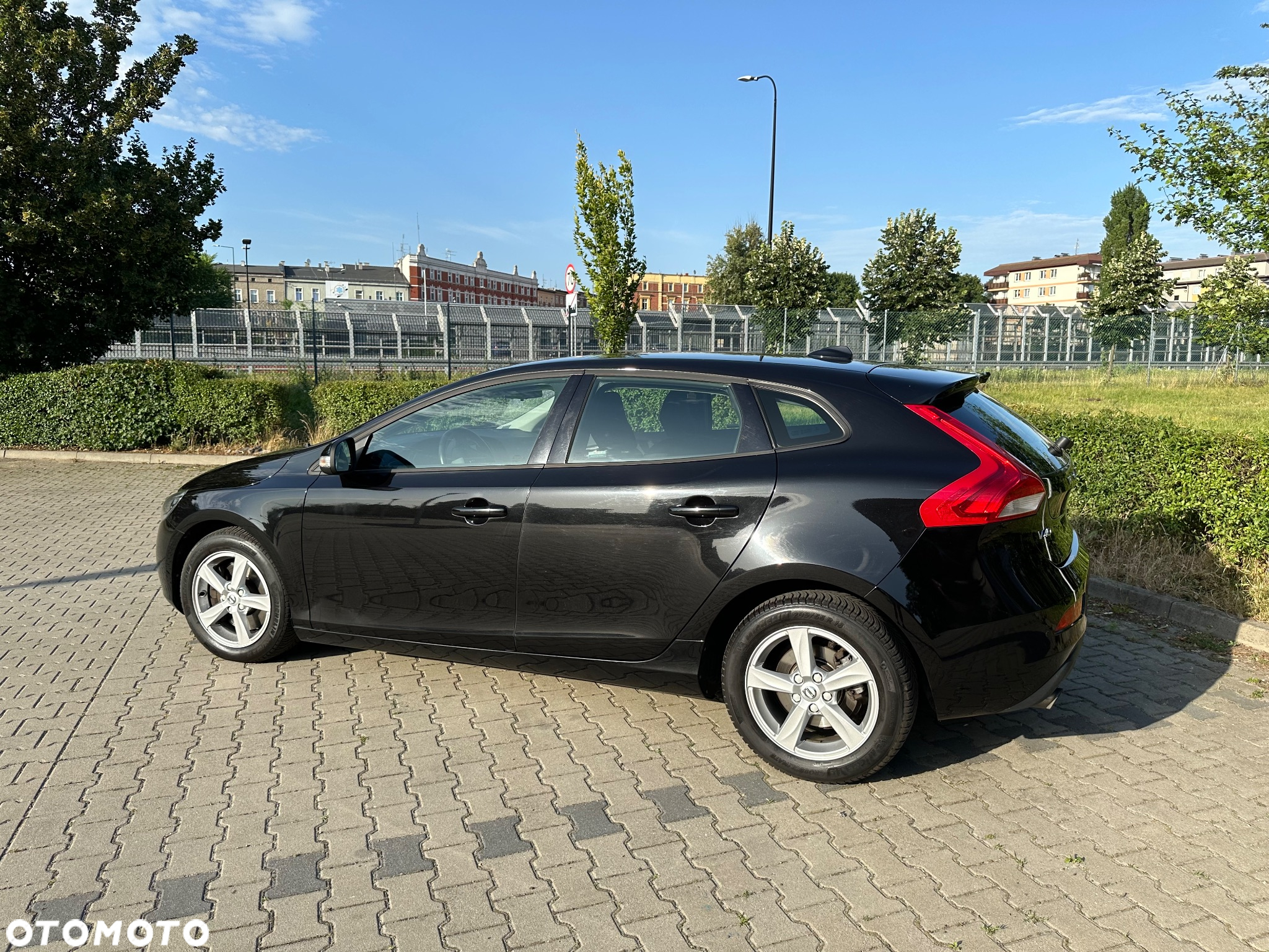 Volvo V40 T3 Drive-E Kinetic - 3