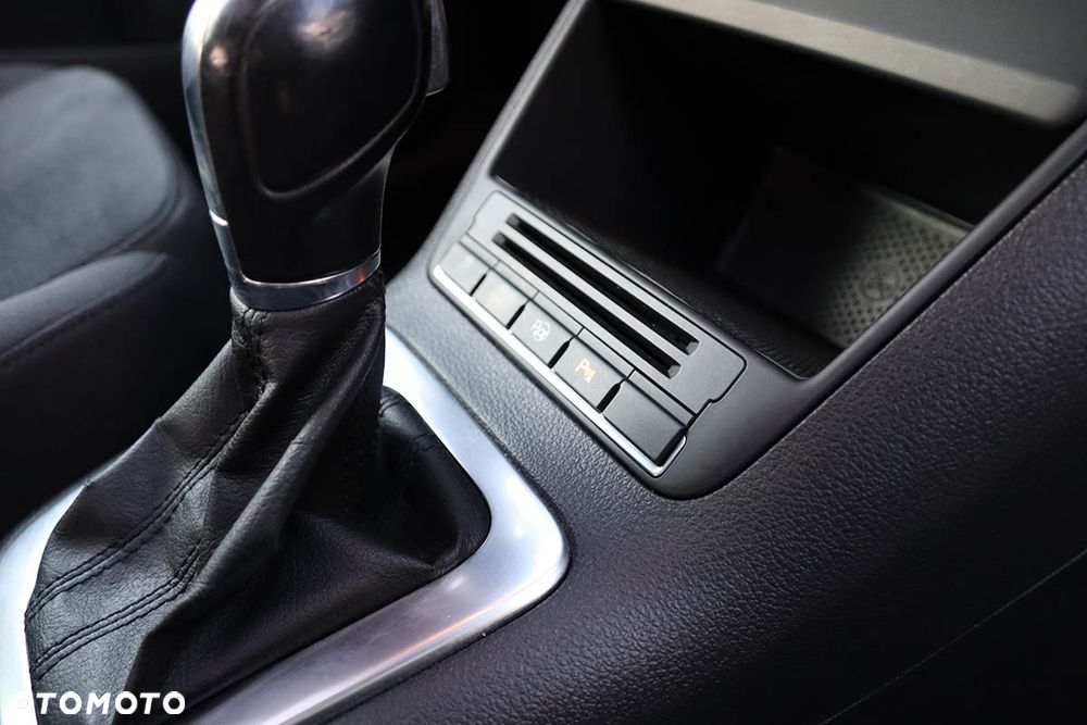 Volkswagen Tiguan 2.0 TDI DPF 4Motion DSG Sport & Style - 37