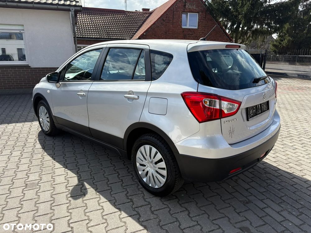Suzuki SX4 S-Cross - 4