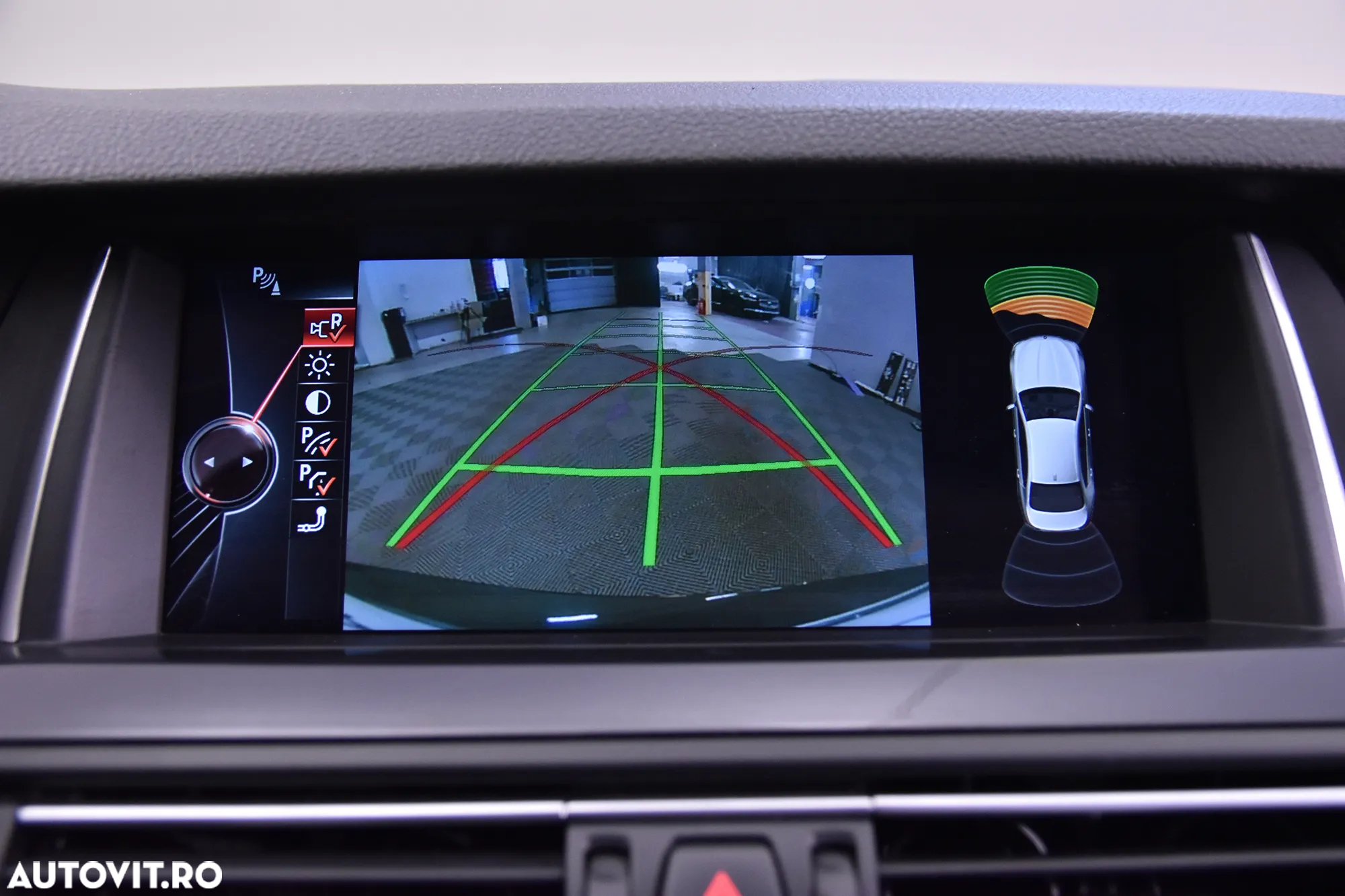 BMW Seria 5 535d xDrive AT - 22