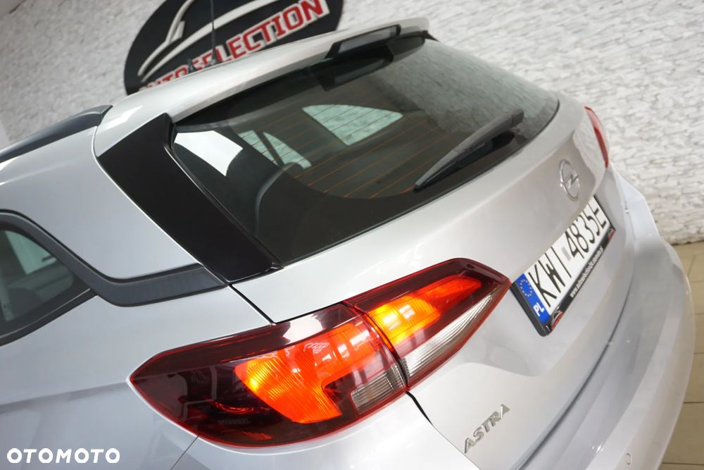 Opel Astra 1.6 CDTI Enjoy - 16