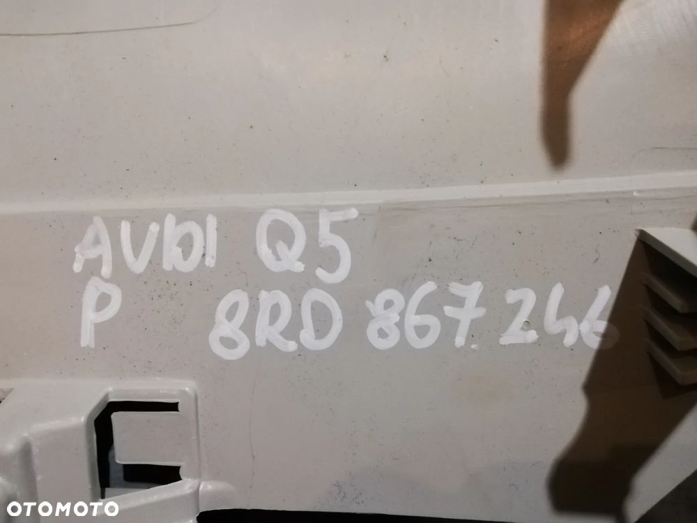 Poszycia słupków Audi  Q5 8R0867287B 8R0867243 8R0867233B 8R0867234B 8R0867245P 8R0867839B - 12