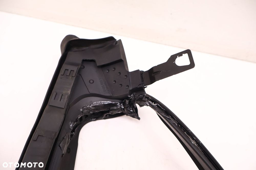 MERCEDES-BENZ CLE A236 USZCZELKA SZYBY CZOŁOWEJ A2366305800 - 8