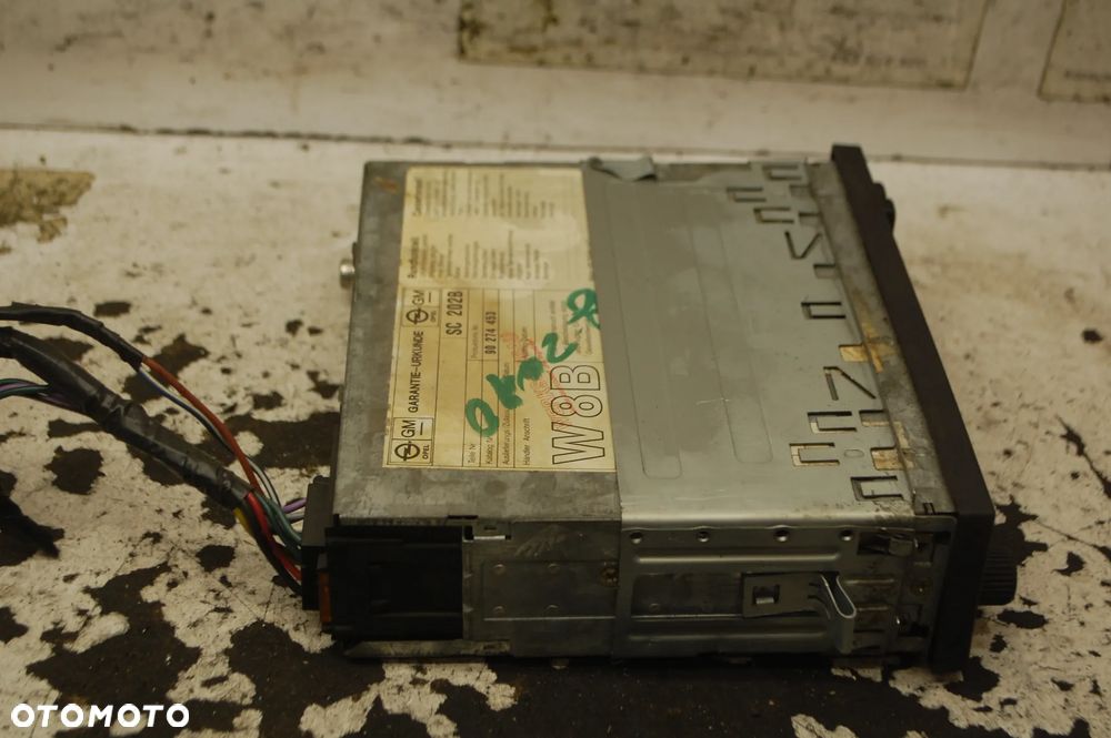 RADIO FABRYCZNE 90274453 OPEL KADETT E - 2