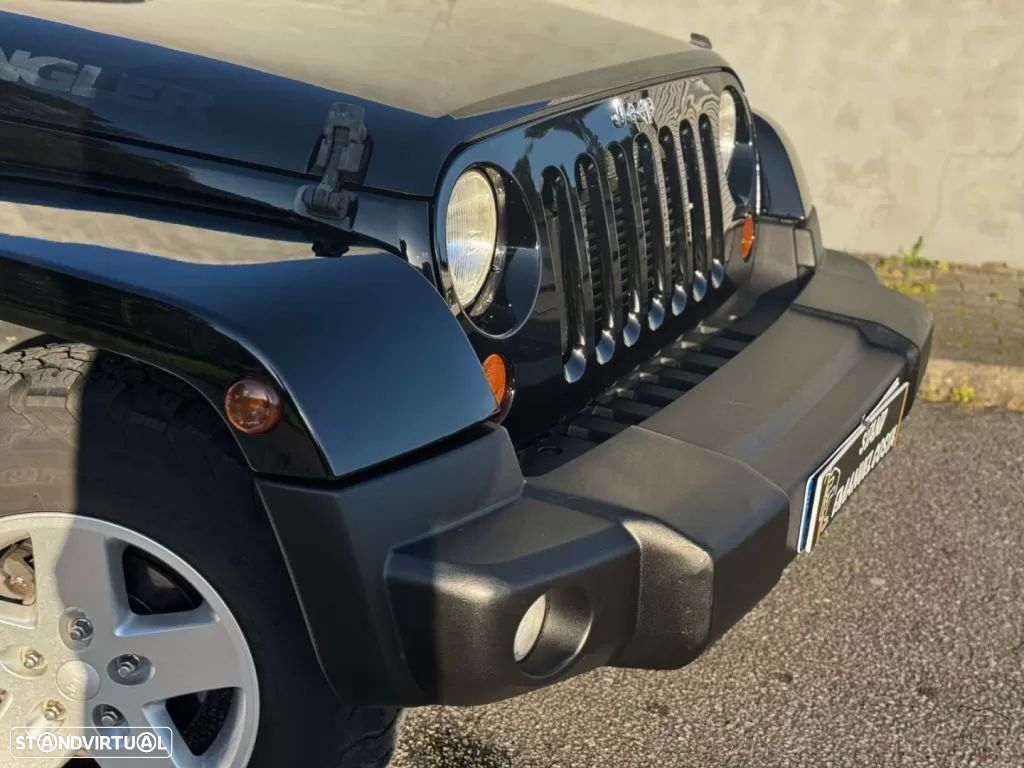 Jeep Wrangler Unlimited 2.8 CRD DPF Auto Sahara - 7