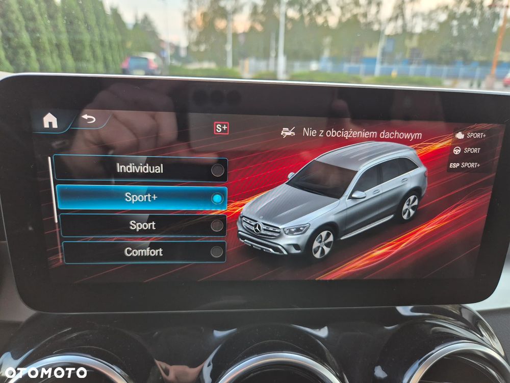 Mercedes-Benz GLC 300 d 4-Matic - 22