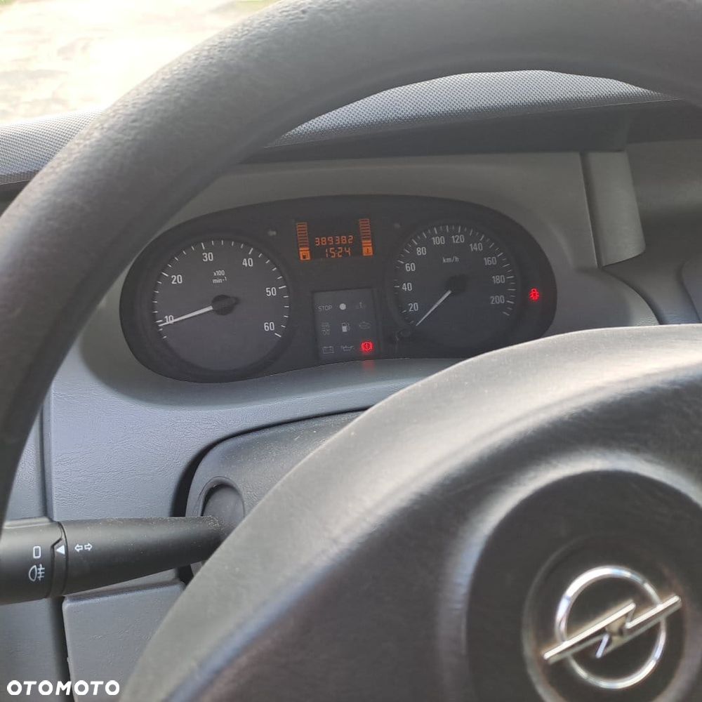 Opel Vivaro - 6