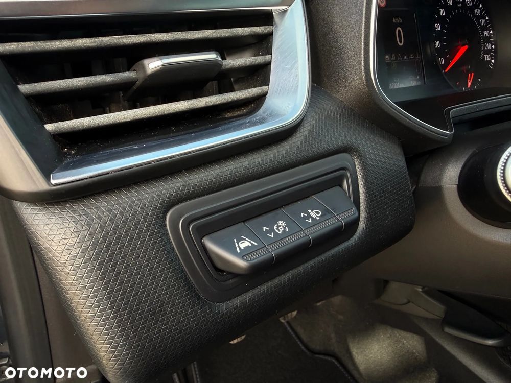Renault Clio - 27