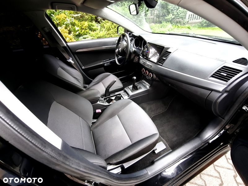 Mitsubishi Lancer 1.8 Instyle NAVI - 30