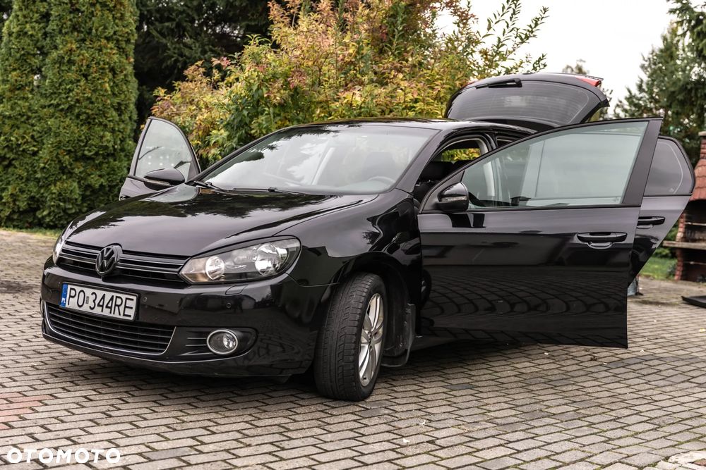 Volkswagen Golf - 8