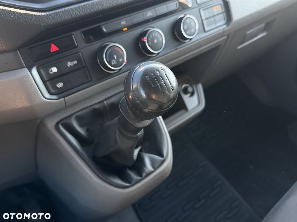 Volkswagen Crafter - 22