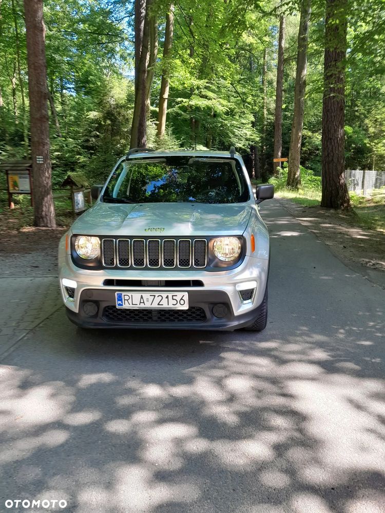 Jeep Renegade - 32