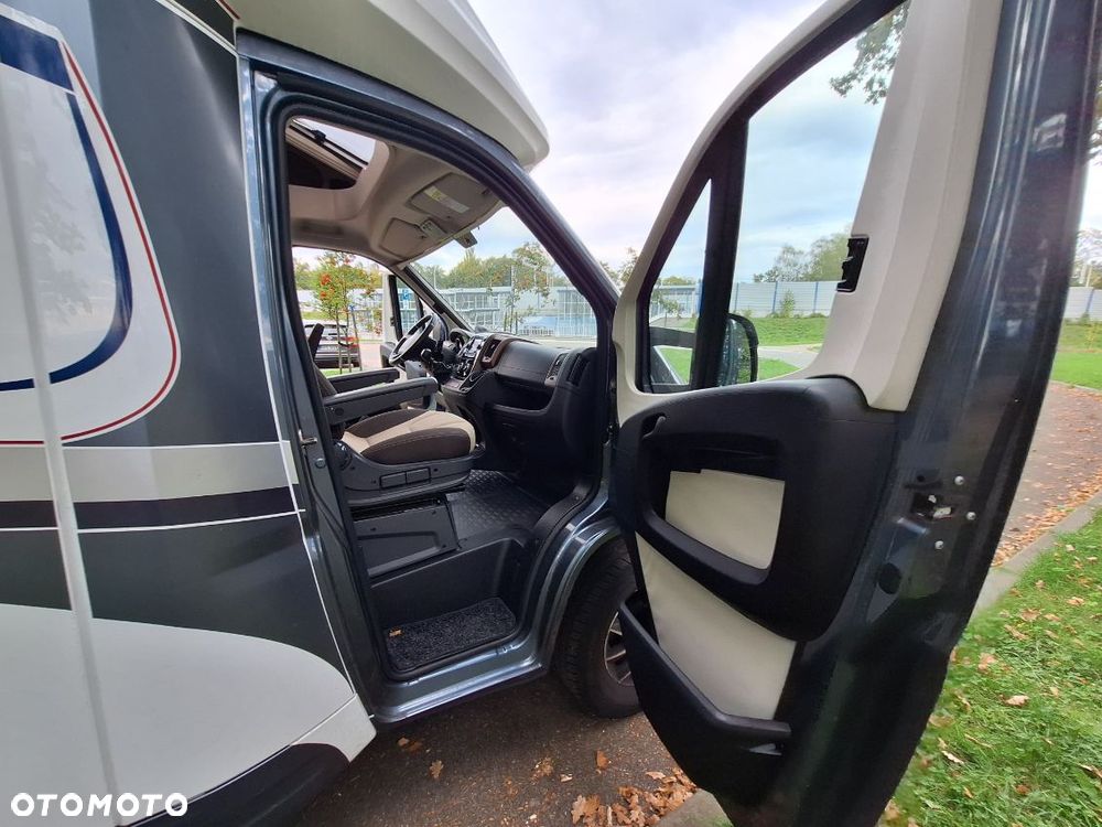 KNAUS SKY WAVE półintegra 2016 - 34