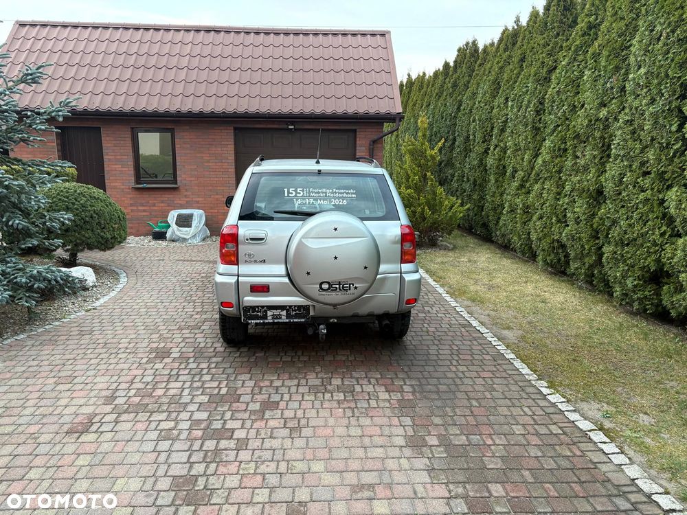 Toyota RAV4 1.8 VVT-i 4x2 - 6
