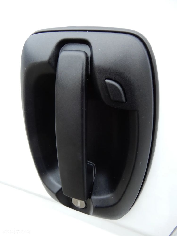 Fiat Ducato Serii 8 MAXI Wzmacniany 2.2 MultiJet3 H3-POWER 160 KM Chłodnia 4226 mm 8 Euro Palet Boczne Drzwi Agregat Zanotti -20*C Android Auto Carplay Stan Auta JAK NOWY POLECAM - 13