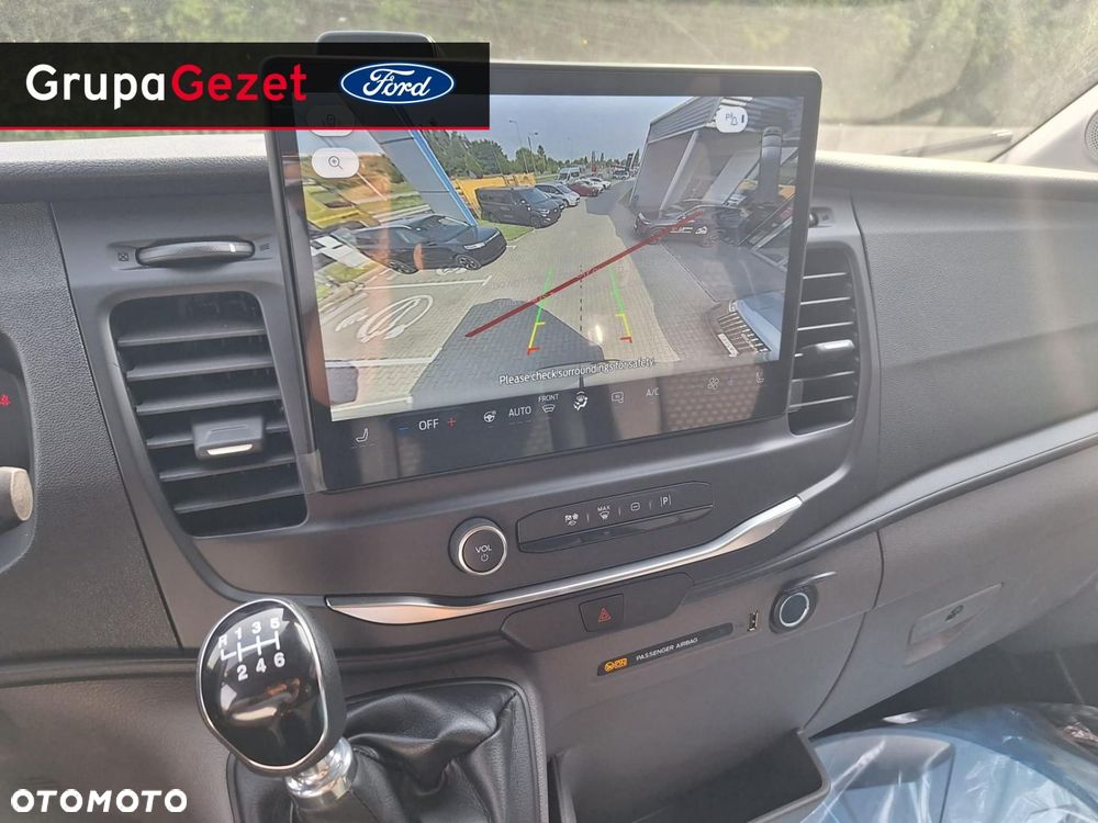 Ford Transit - 11