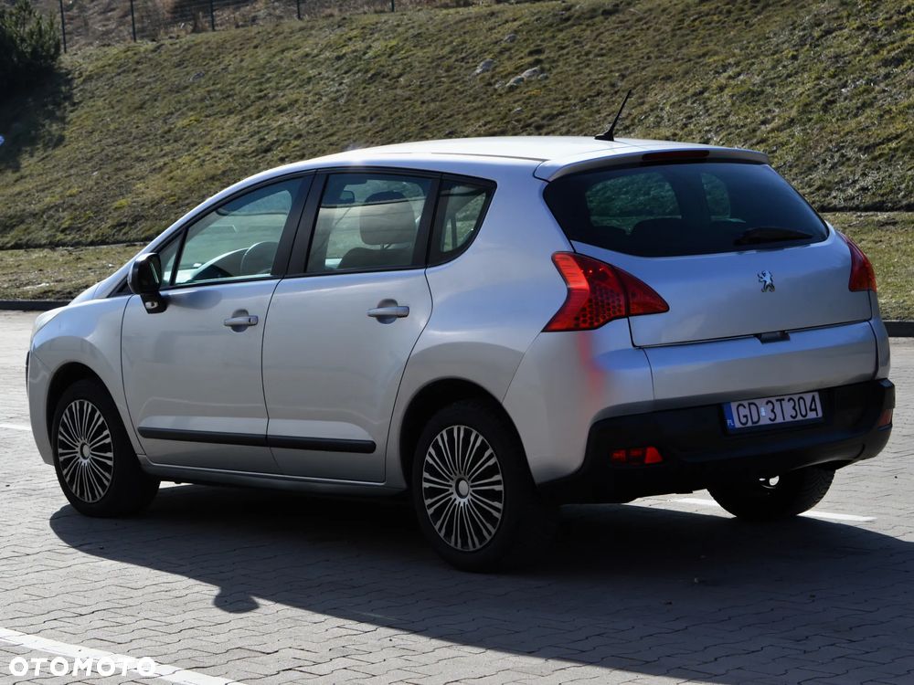 Peugeot 3008 1.6 HDi Premium - 4