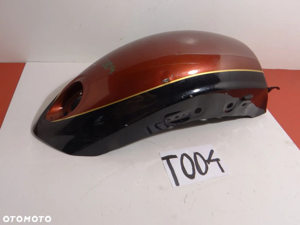 TRIUMPH RACET 3 BŁOTNIK TYŁ T004 - 4