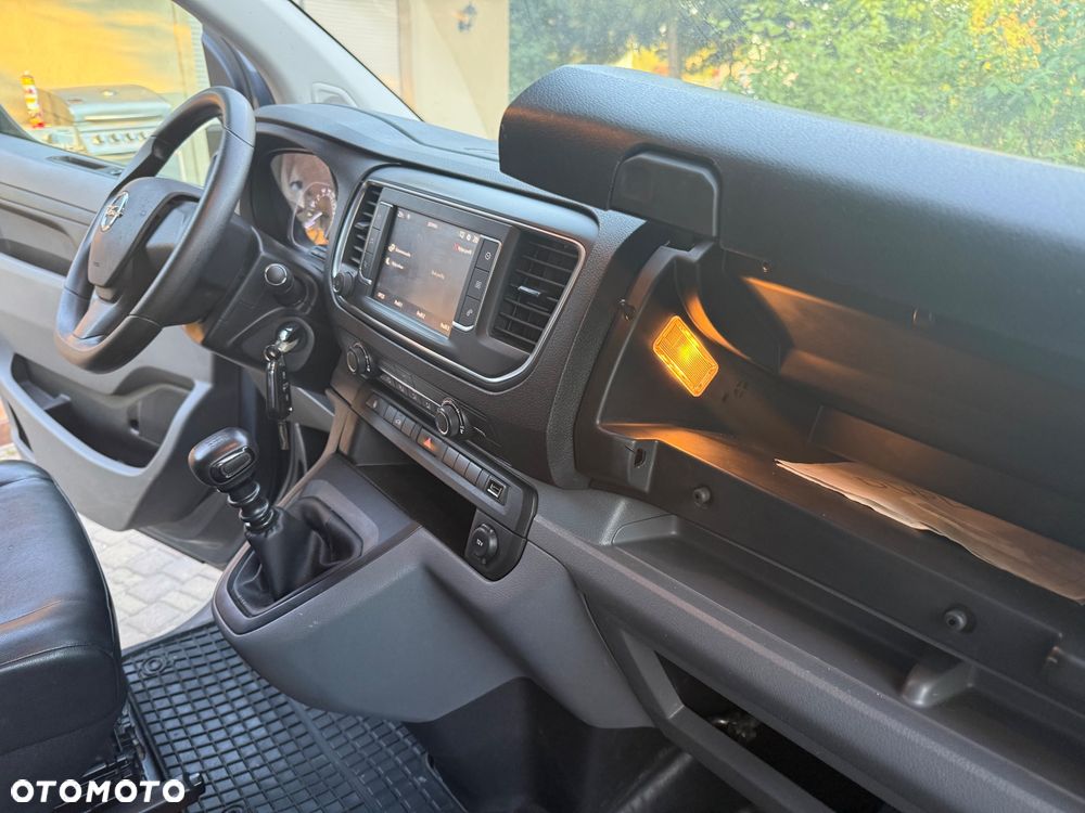Opel VIVARO - 36