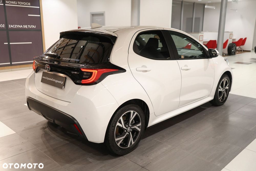Toyota Yaris Hybrid 1.5 Style - 12