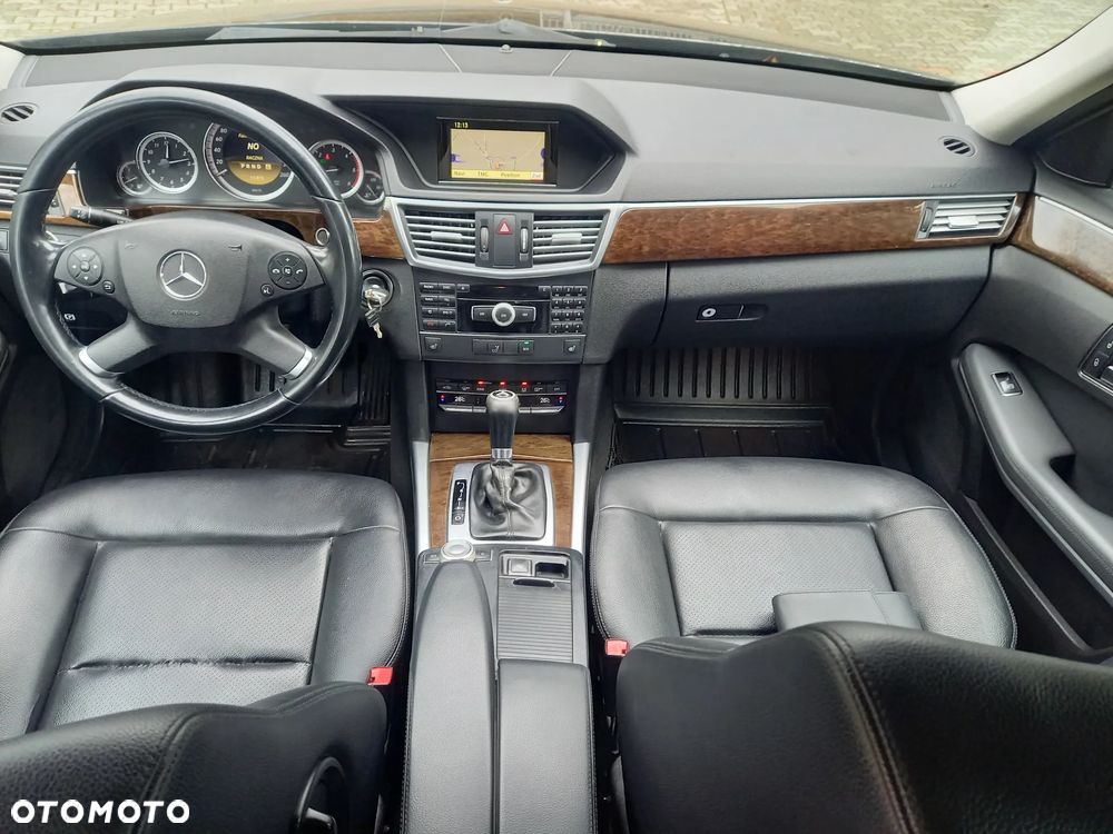 Mercedes-Benz Klasa E 200 CDI DPF BlueEFFICIENCY 7G-TRONIC - 19
