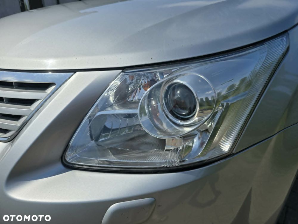 Toyota Avensis 2.0 D-4D 2010 - 13