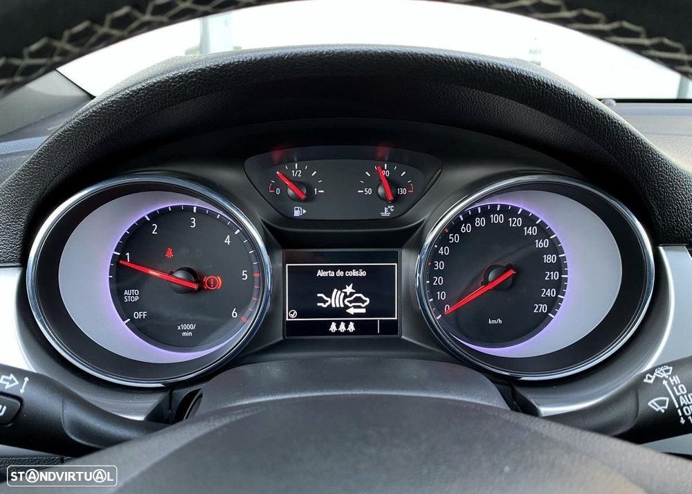 Opel Astra 1.5 D GS Line S/S - 25