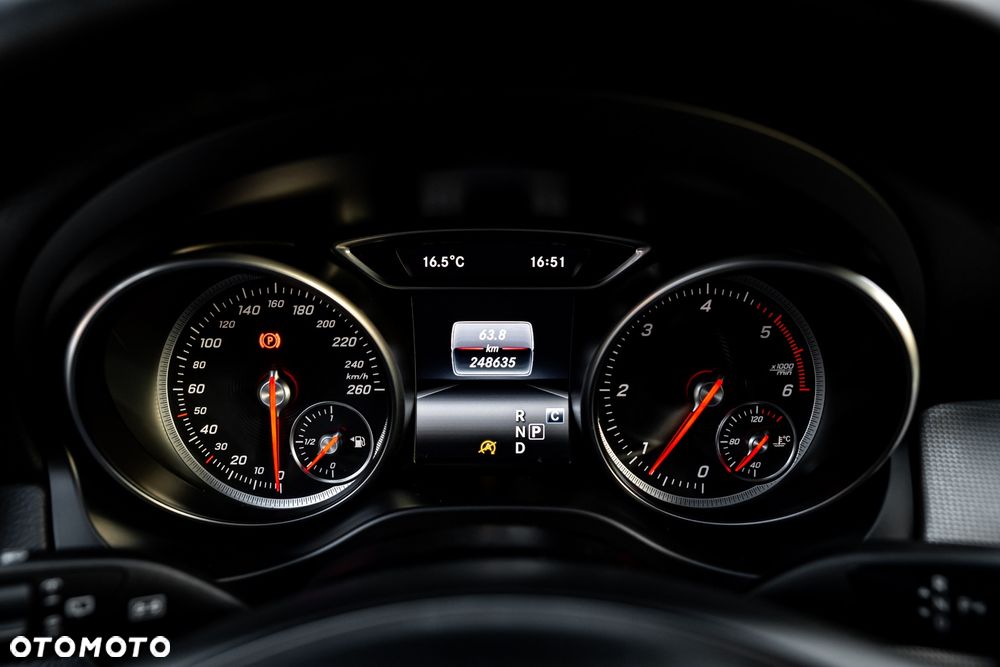 Mercedes-Benz CLA 200 (CDI) d 7G-DCT AMG Line - 28