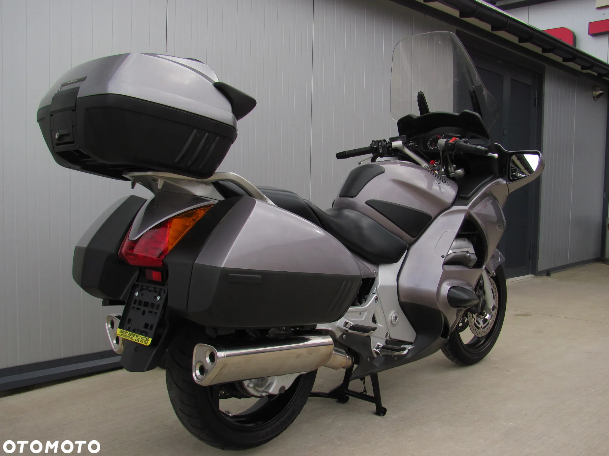 Honda ST - 3