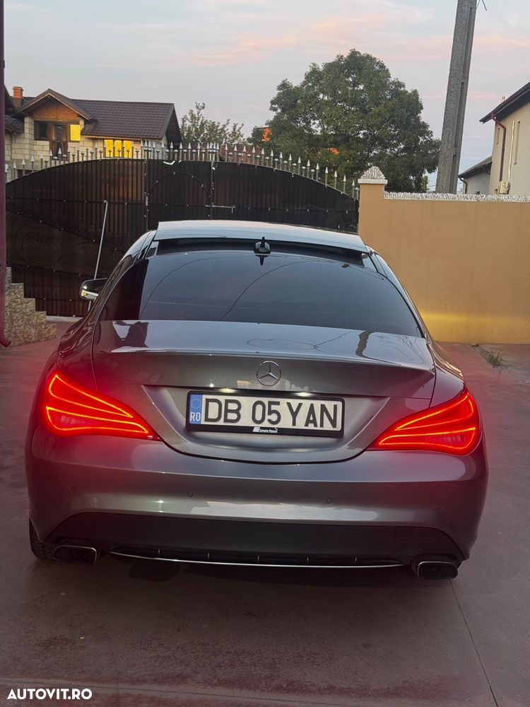 Mercedes-Benz CLA 220 d Aut. - 2