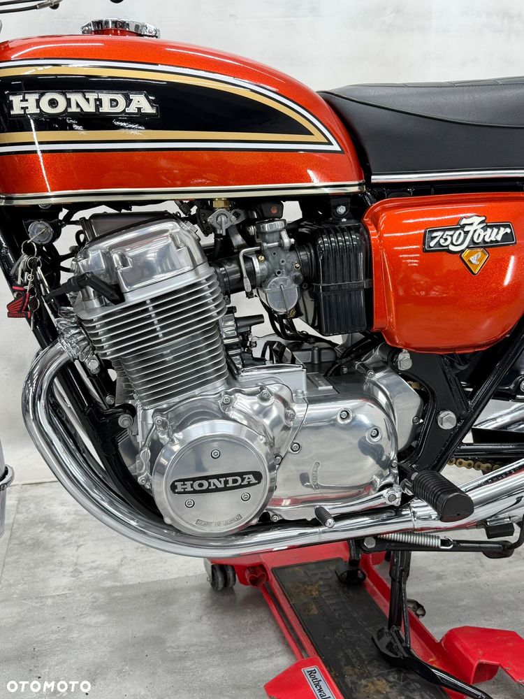 Honda CB - 23