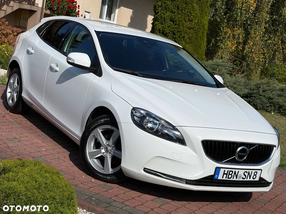 Volvo V40 D2 Linje You - 1