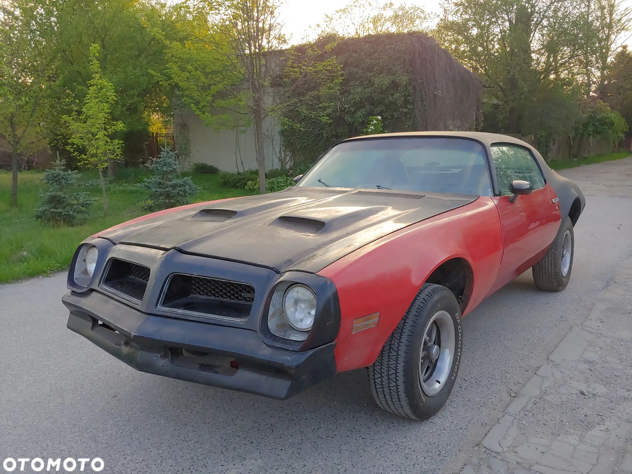 Pontiac Firebird - 1