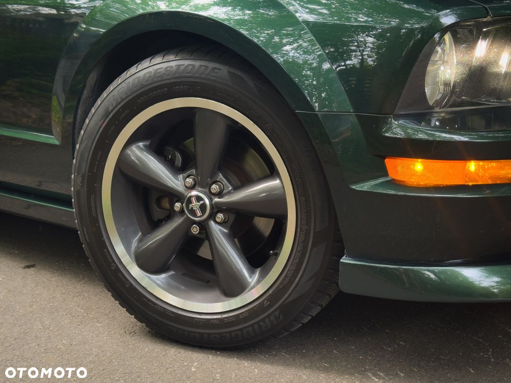 Ford Mustang - 7
