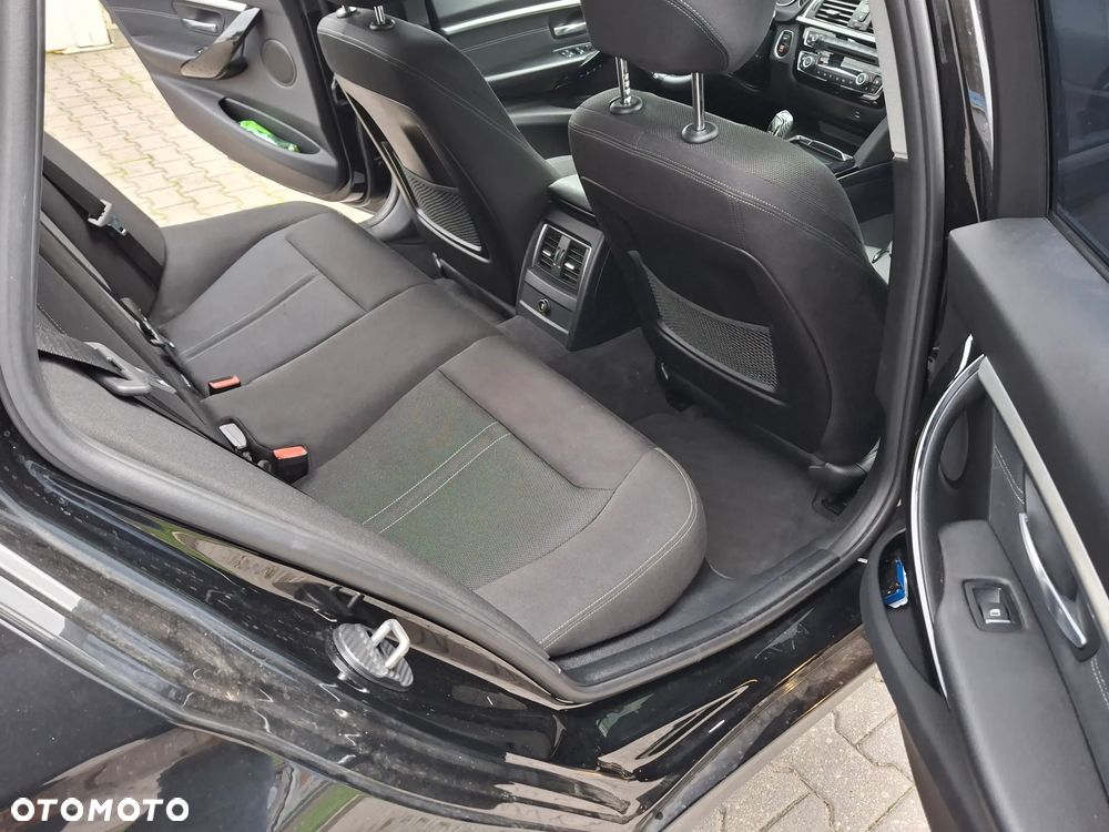 BMW Seria 3 - 2
