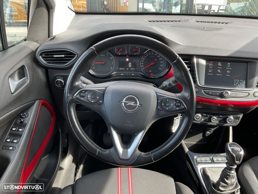 Opel Crossland 1.2 T GS Line - 30