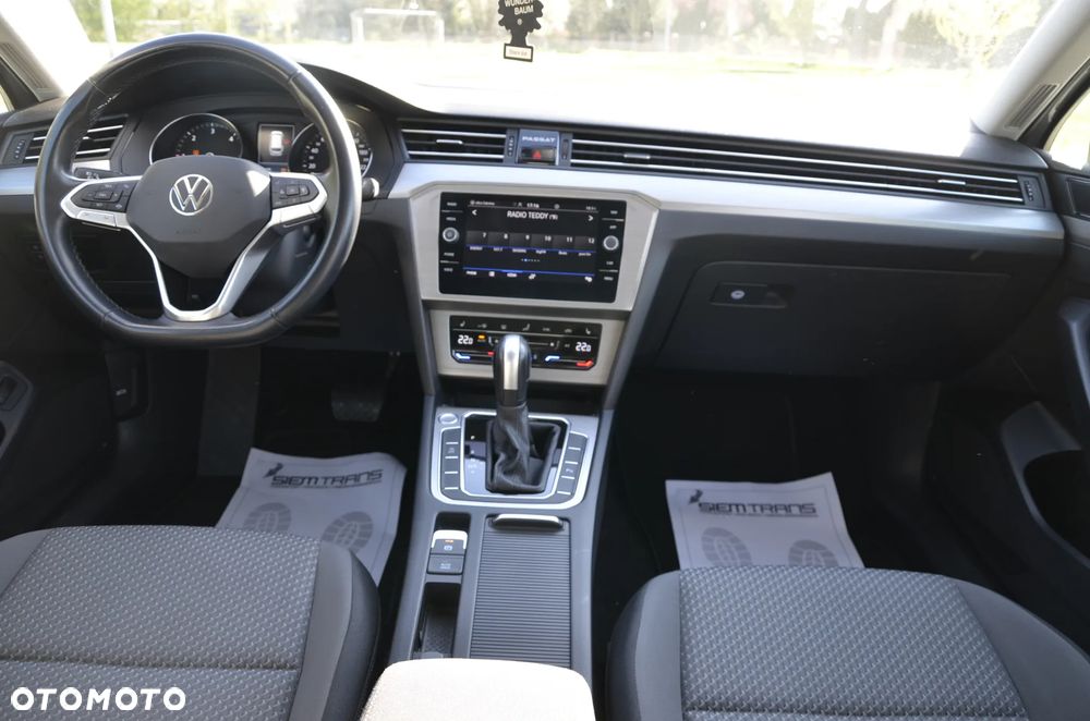 Volkswagen Passat - 27