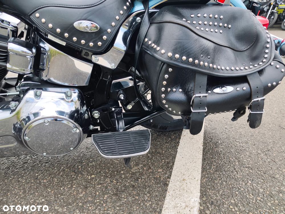 Harley-Davidson Softail Heritage Classic - 30