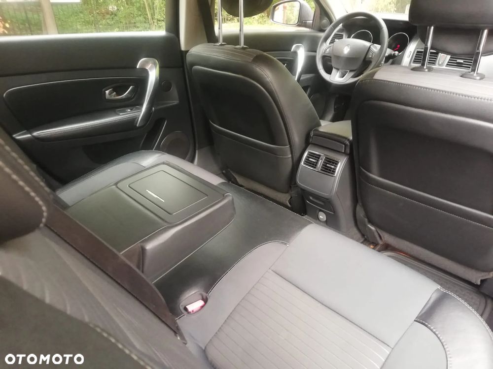 Renault Latitude ver-2-0-dci-privilege - 7