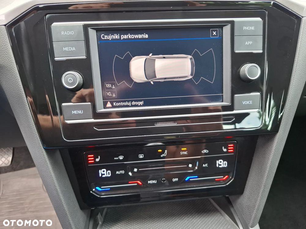 Volkswagen Passat 1.5 TSI EVO Business - 22