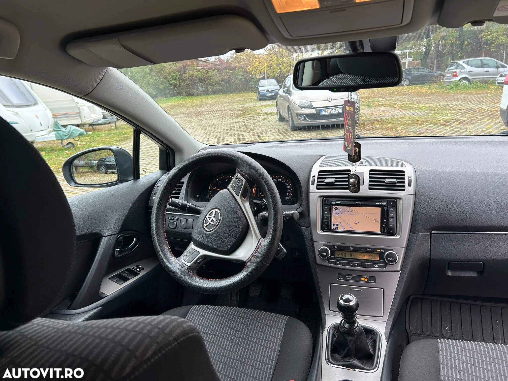 Toyota Avensis 2.0 D-4D Executive - 3