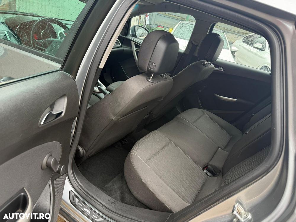 Opel Astra 1.6 Enjoy - 8