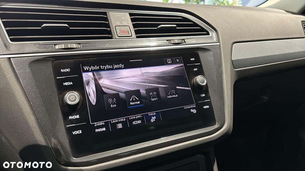 Volkswagen Tiguan 2.0 TSI 4Mot Life DSG - 22