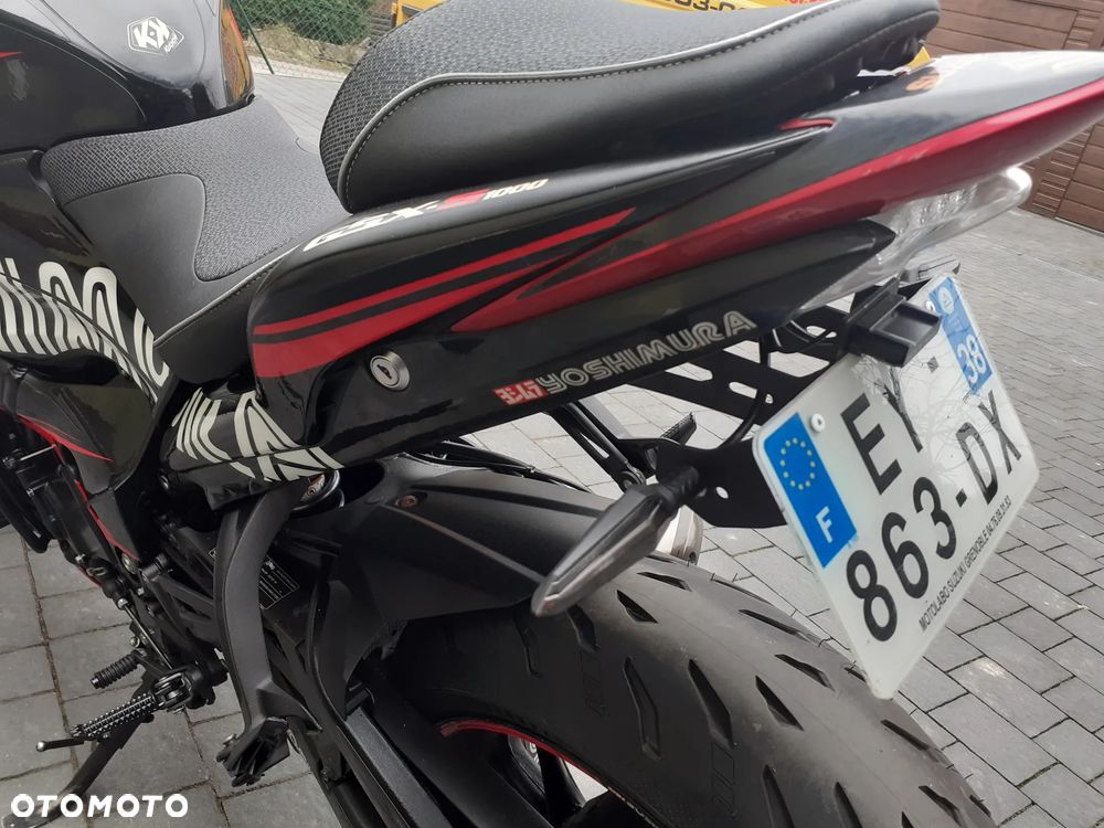 Suzuki GSX 1000 - 19