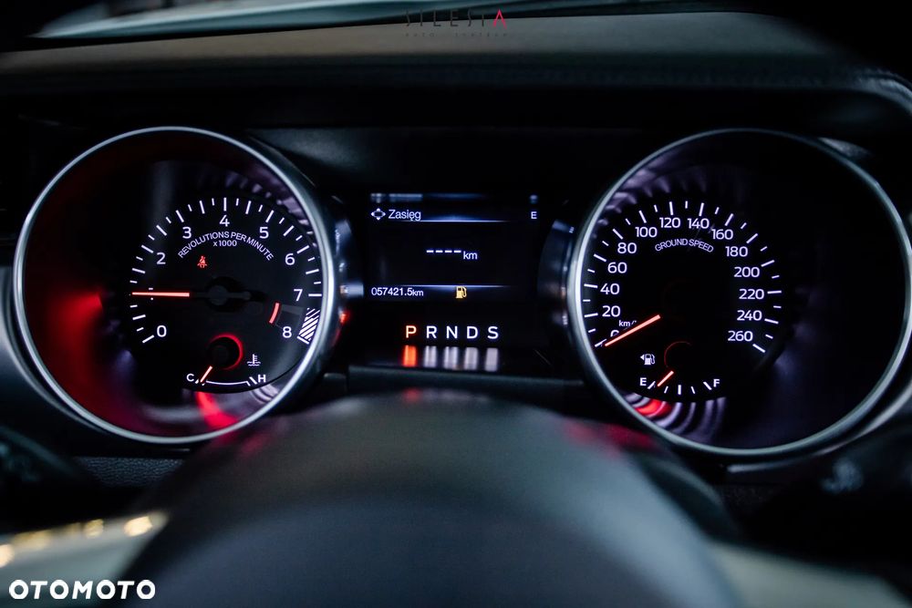 Ford Mustang 5.0 V8 GT - 17