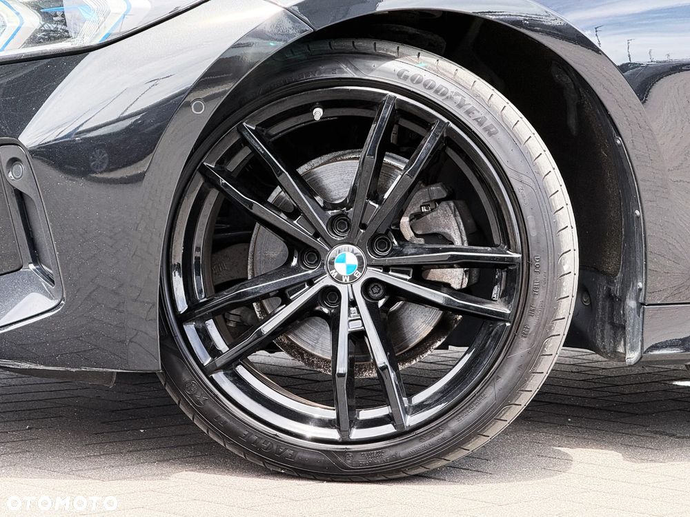 BMW Seria 3 320d xDrive M Sport - 14